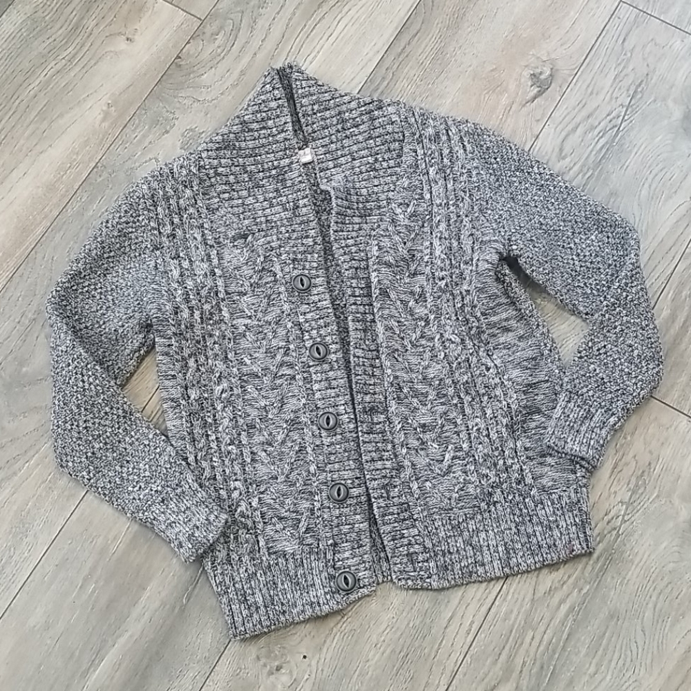 Cat & Jack Cardigan M 8/10